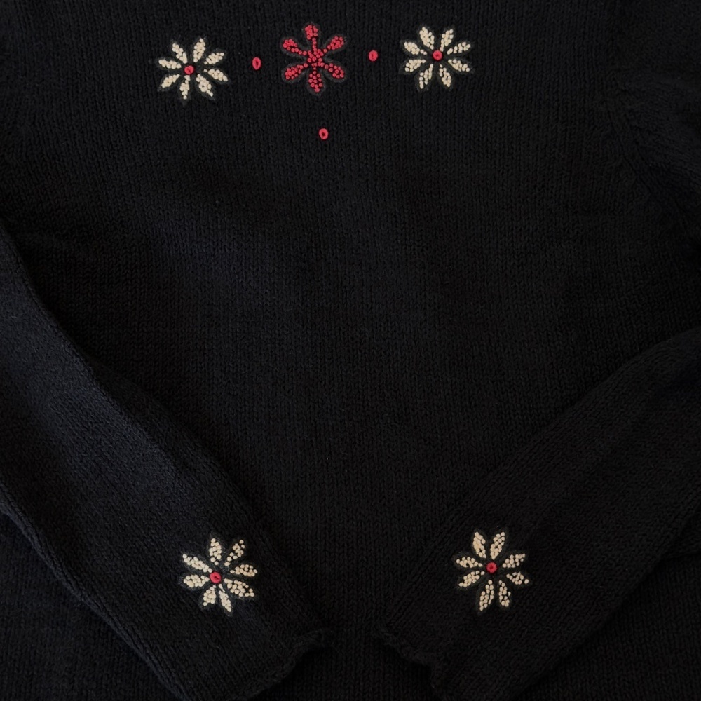 Vintage Woolrich Sweater Womens M Black Floral Embroidered Rolled Collar Cottage - Picture 6 of 11